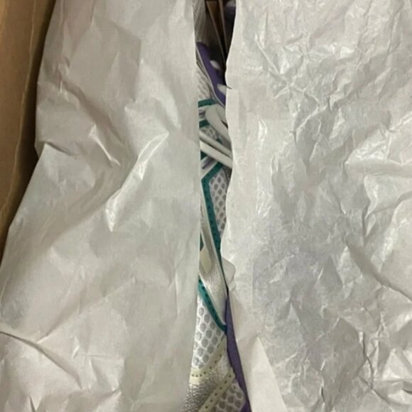 Asics Gel-1130 GS White/Space Lavender Grade School Size 6Y (1204A163-107) - Picture 7 of 7